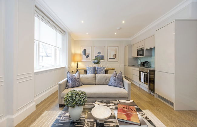 Buckingham & Lloyds Knightsbridge - Photo 71