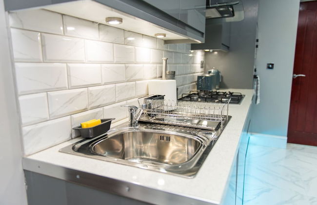 Aphrodite Suites Huddersfield - Foto 32