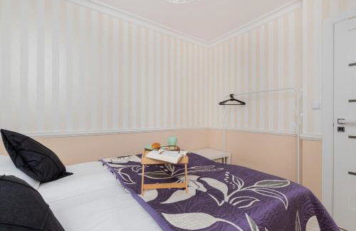 Stylish Two Bedroom Apartment Nasypowa by Noclegi Renters - Foto 18