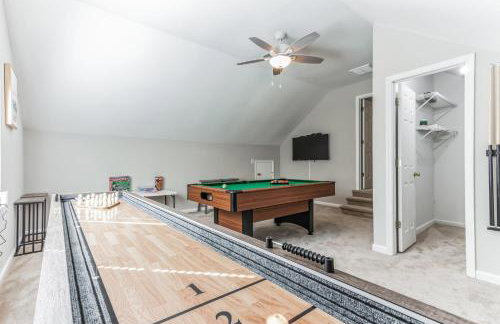 Country Haven - Hot Tub & Pool! Game Room, King Beds, Mins 2 dwtn - Foto 12