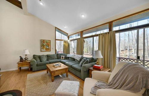 Pocono Pines, Lake Naomi 4 bedrooms, 2 full bath - Foto 15