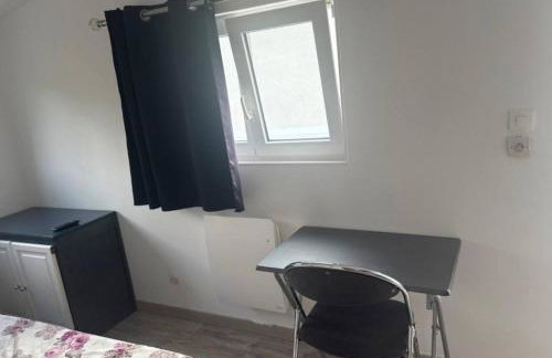 Ground-Floor Apartment With private Garden - Foto 7