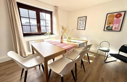 Spacious & Bright Family Escape - Photo 10