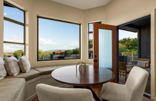 Luxury 5BR Cottonwood Retreat with Pool and Panoramic Views - Foto 37