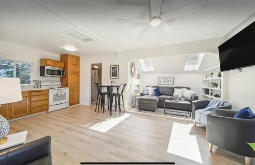 Lake views and 90' of beach access - Foto 7