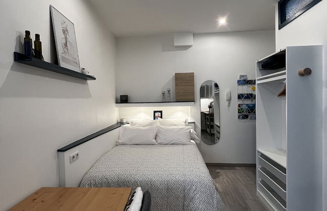 MRTN APARTMENTS & SUITES - Photo 1