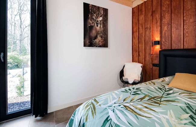 Holiday Home in Biron With Barrel Sauna - Photo 4