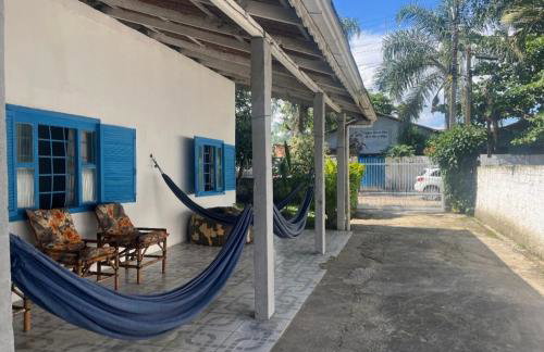 casa de praia em Itapoá SC a uma quadra da praia - Foto 15