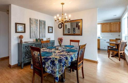 Secluded Lakefront Cabin with Private Dock on Lake Nantahala, Topton, North Carolina - Foto 10