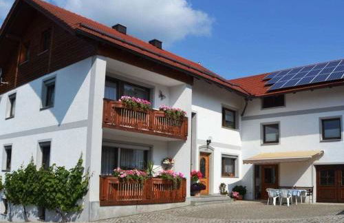 Pleasant apartment in Karlsfeld - Photo 1
