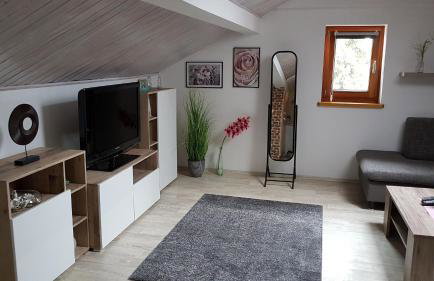 Kleine gemütliche Mansardenwohnung im Südosten Münchens - Foto 6