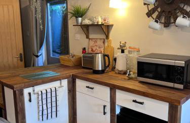 Welcoming Warm Spring Cabin! - Foto 9