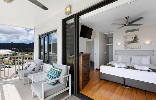 The Boathouse Apartments - Photo 11