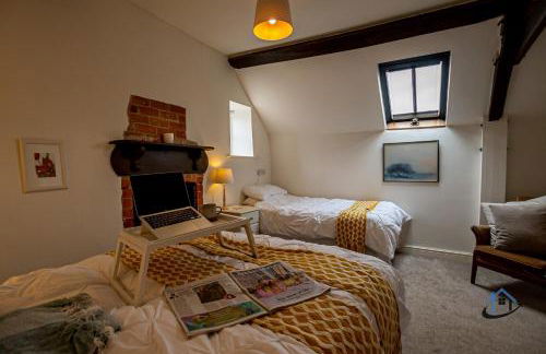 The Old Plough, mix of 1 bed and 3 bed units, rustic charm, super king bed or twins, en-suite, secure parking - Foto 39