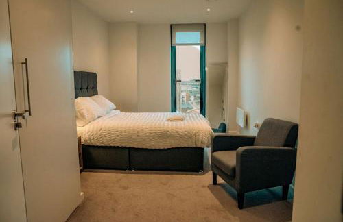 Luxury sky suites 2 bedroom 2 bathroom city centre apartment - Foto 4