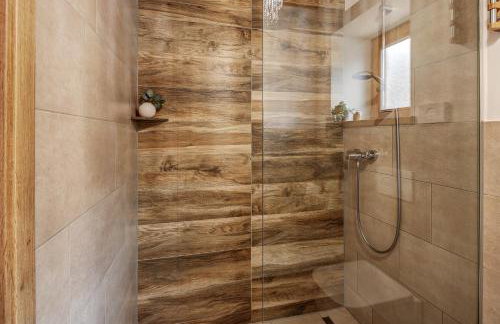 Landhaus Trinis - Kleine Kaffee Tee Theke mit Kühlschrank - Parkplatz - Foto 20