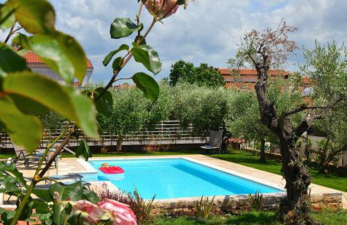 Holiday home Sverko - Photo 3