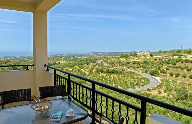 Family Friendly Villa Private Pool, Children's Play Area, Bbq, Spacious Garden, Near Beach - Photo 39