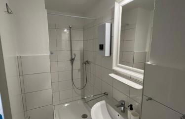 EMAS4 Wohnung mit 2 Einzelbetten, Küche - Photo 6