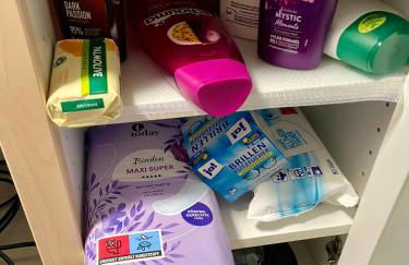 Sky Studio Apartment 1,5 Zimmer für 4 Leute Zentral 35qm S-Bahn Mercedes Benz - Foto 58