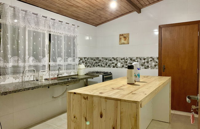 Vista do Lago - Casa para 16 pessoas com 4 quartos - Foto 12