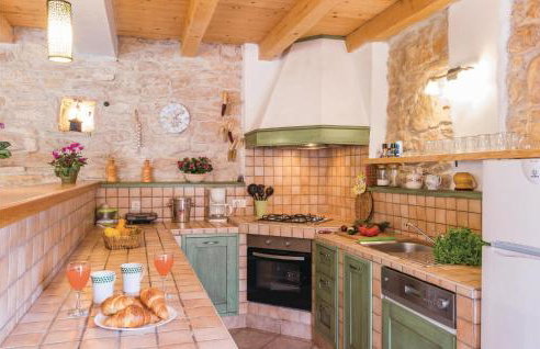 4 Bedroom Pet Friendly Home In Zminj - Foto 7