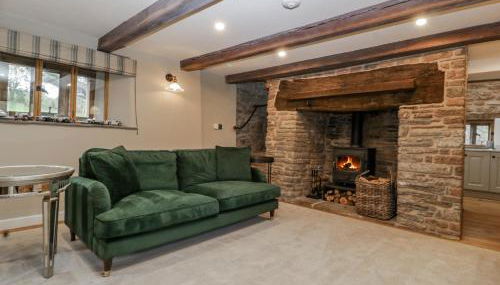 Walnut Cottage - Photo 4