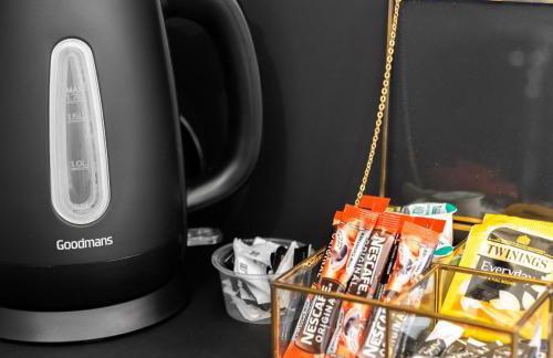 Spacious Loft Apartment - Smart TV - WiFi - On Street Parking 1NT - Foto 17