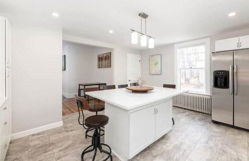 2-Unit House, big Lake Winnisquam views - Sleeps 13 - Foto 37