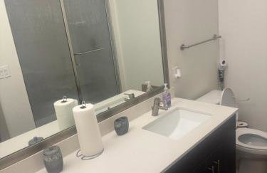 Luxury 2BD 2BTH Unit in Addison - Foto 17