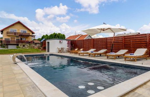 Stunning Home In Velika - Photo 1