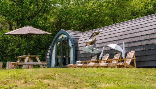 Lakeview Lodge- Uk40692 - Photo 1