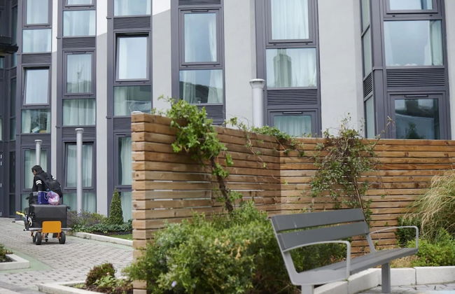 Beckett House - Photo 15