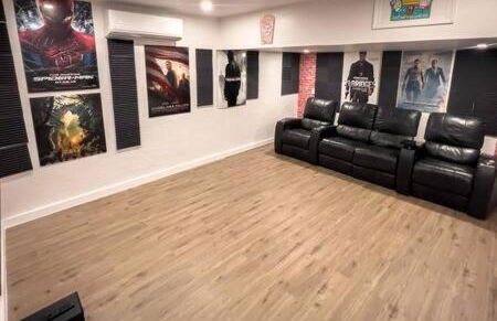 Blisscapade Pool Movie Theater Games Backyard - Foto 24