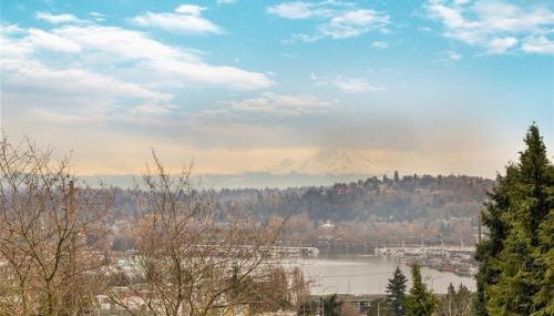 Rooftop Patio with Waterview, Private Garden & Grill 3BR 3BA- Modern Cityscape - Foto 3