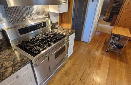 Crystal Lake Paradise - Gorgeous Lakefront Luxury! - Photo 21