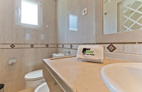 BmyGuest - Lagoa Beach & Pool Villa - Foto 25