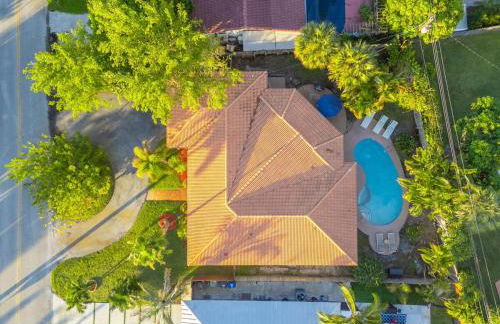 Stunning 4 Bedrooms House with Pool 6 minutes to the Ocean - Foto 20