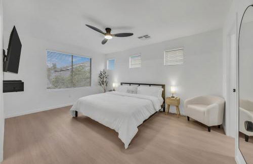Modern 4BR Retreat in Prime Gilbert Location - Foto 26