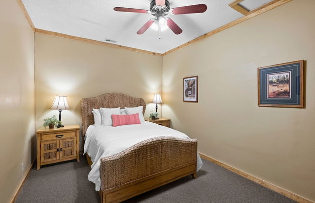 Lakeside Lodge by Avantstay Hot Tub Dock - Foto 36