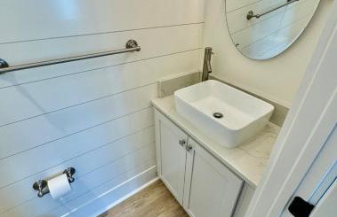 Wharf Street Coastal Escape - 3BR Old Town Luxury - Photo 17