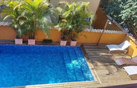 Algodão - Novo Flat com Piscina, 50mts da praia, churrasqueira privativa, ar con, wi-fi, netflix, garagem - Foto 20