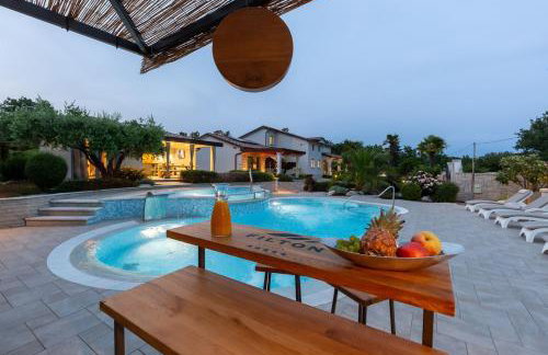 Villa Filton with private pool, sauna, pool and jacuzzi - Foto 55