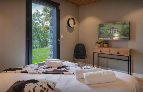 Chalet Confidentiel - OVO Network - Foto 13