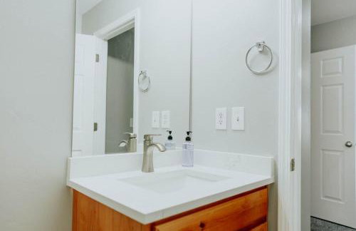 5040 Sqft l Sleeps 25 l Near Ski & Downtown SLC - Foto 33