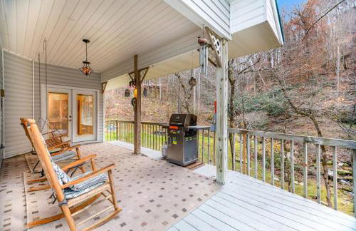 2 Bed 2 Bath Vacation home in Whittier I - Photo 22