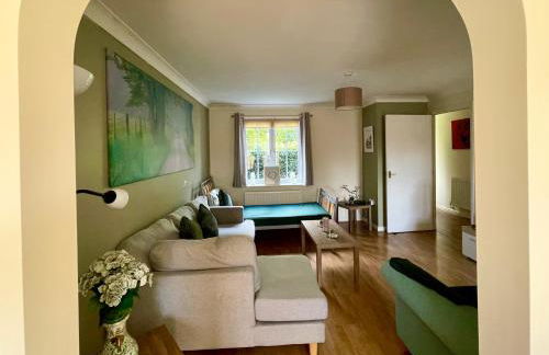 3 Bedroom Detached house Wellingborough - Photo 3