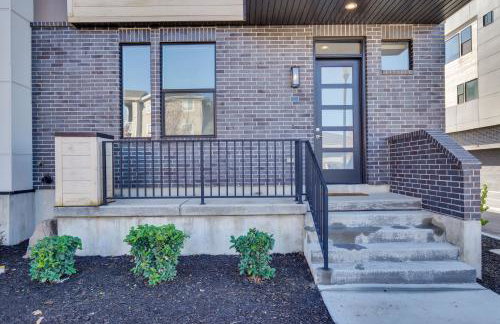 Modern Downtown Provo Townhome with Balcony! - Foto 30