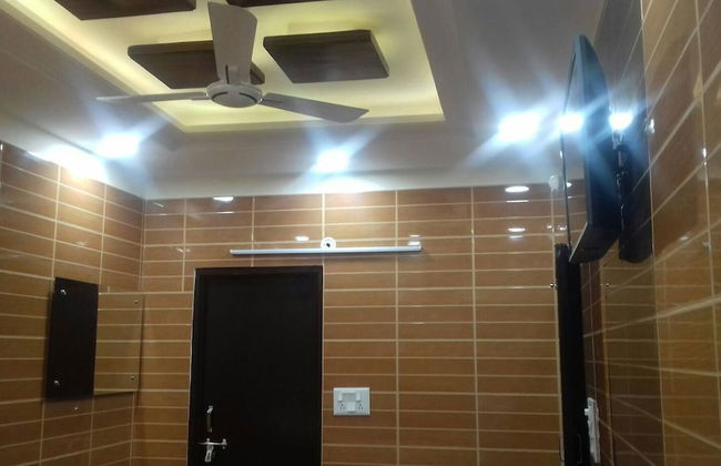 Posh, Nice Foreigner Area Lajpat Ngar Luxury Room - Foto 22