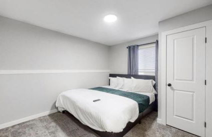 Modern Family Home with Three King Beds Near VA & Anschutz - Foto 12